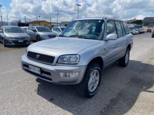 usato TOYOTA RAV 4