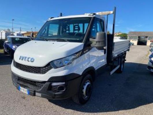 usato IVECO Daily