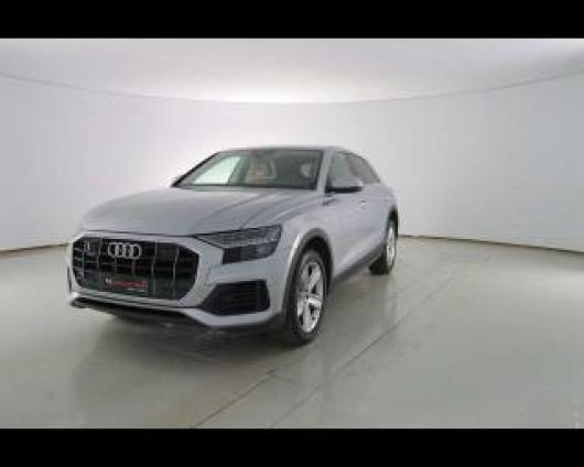 usato AUDI Q8