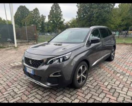 usato PEUGEOT 5008