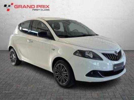 usato LANCIA Ypsilon