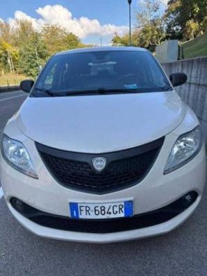 usato LANCIA Ypsilon