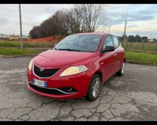 usato LANCIA Ypsilon