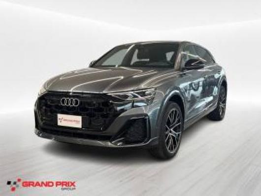 usato AUDI Q8