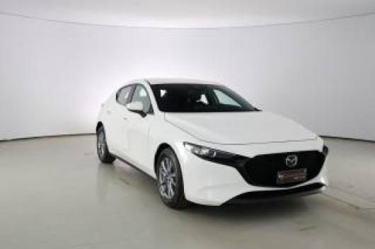 Km 0 MAZDA 3