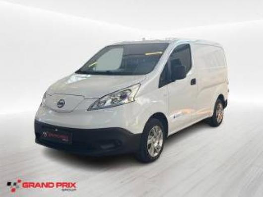 e NV200