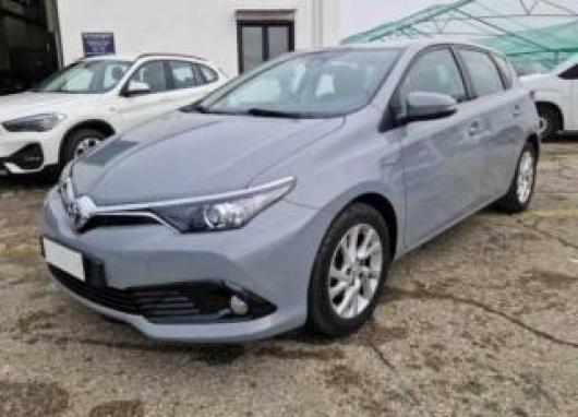 usato TOYOTA Auris