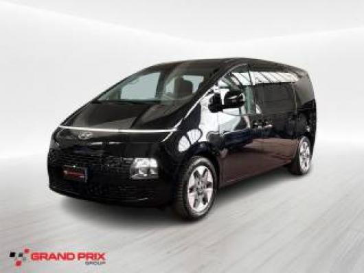 usato HYUNDAI Staria