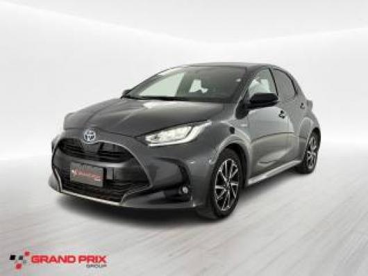 usato TOYOTA Yaris