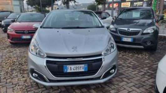 usato PEUGEOT 208