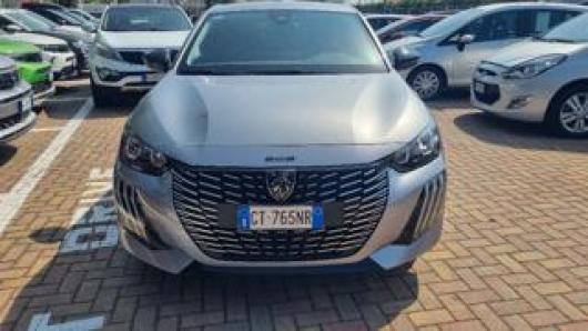 usato PEUGEOT 208