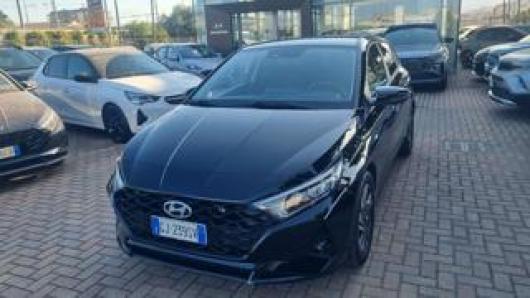 i20