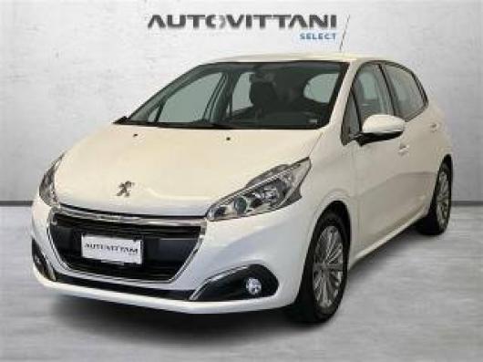 usato PEUGEOT 208