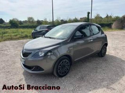 usato LANCIA Ypsilon