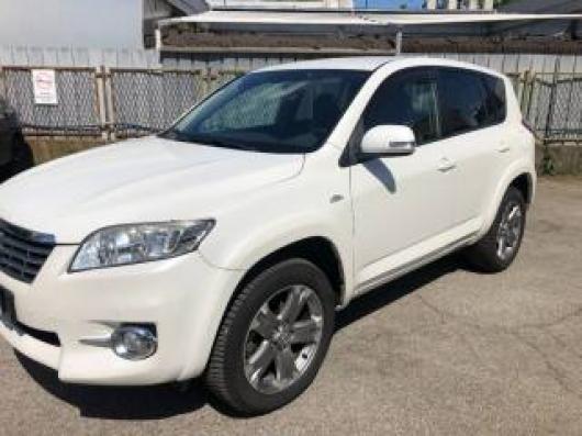 usato TOYOTA RAV 4 MY23