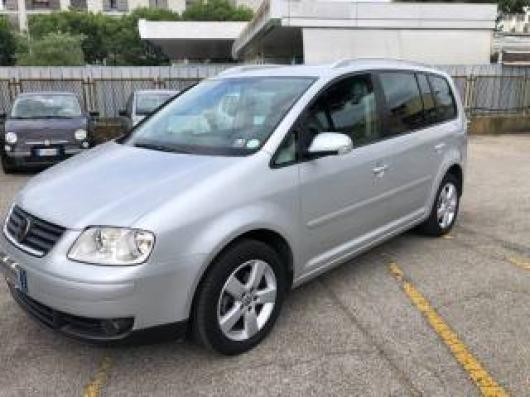 usato VOLKSWAGEN Touran