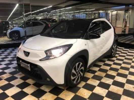 usato TOYOTA Aygo X