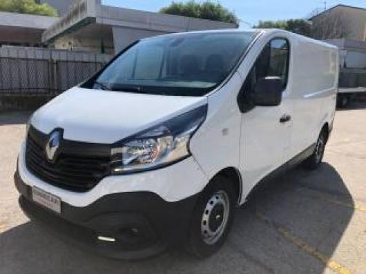 usato RENAULT Trafic