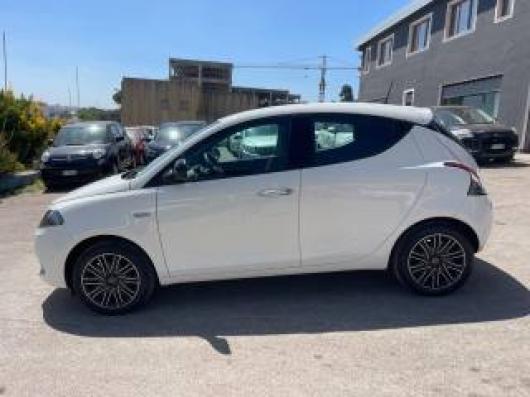 usato LANCIA Ypsilon