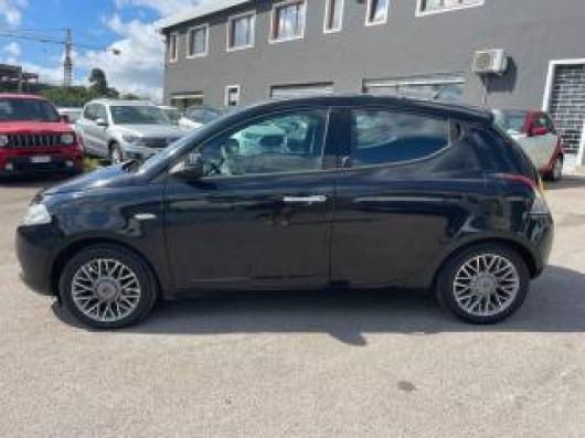 usato LANCIA Ypsilon