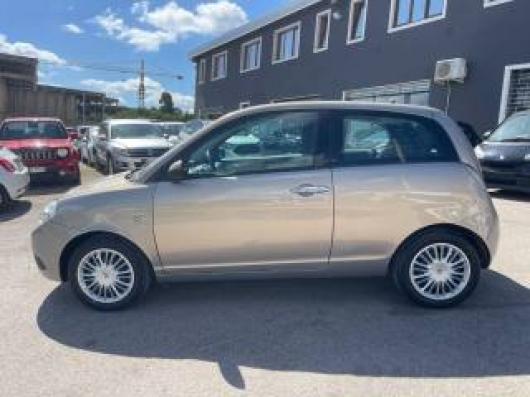 Ypsilon
