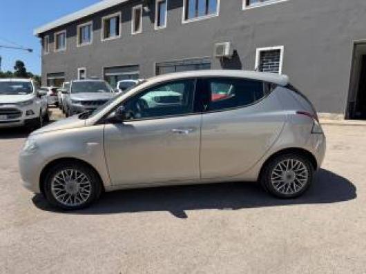 usato LANCIA Ypsilon