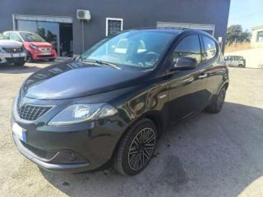 usato LANCIA Ypsilon