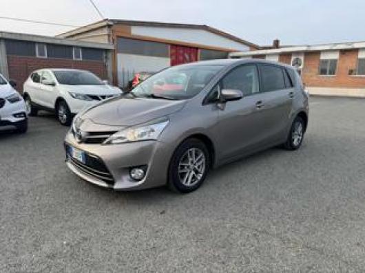 usato TOYOTA Verso