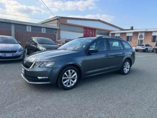 usato SKODA Octavia