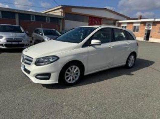 usato MERCEDES B 200