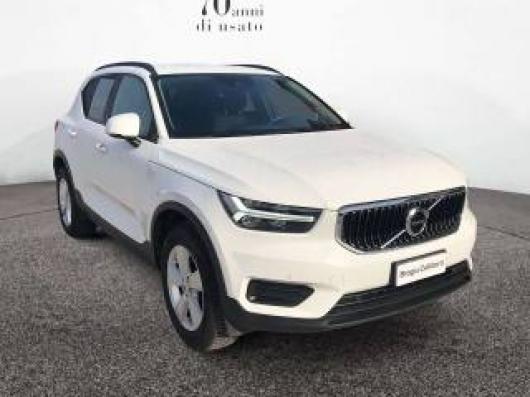 usato VOLVO XC40