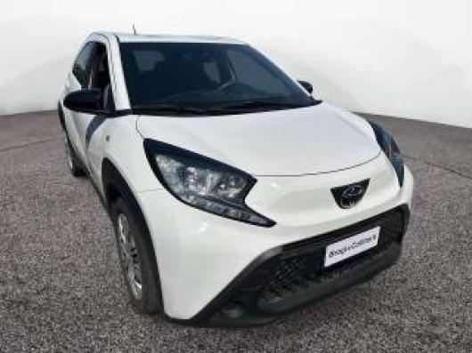 usato TOYOTA Aygo X