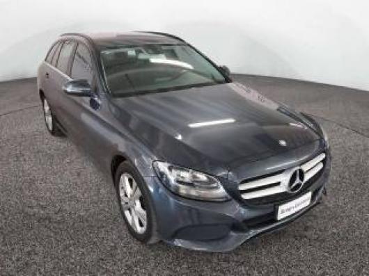 usato MERCEDES C 220