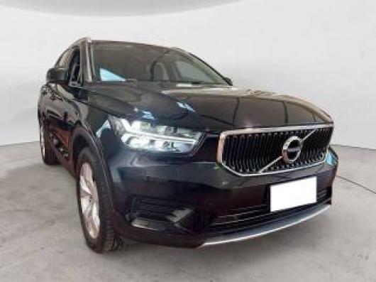 usato VOLVO XC40