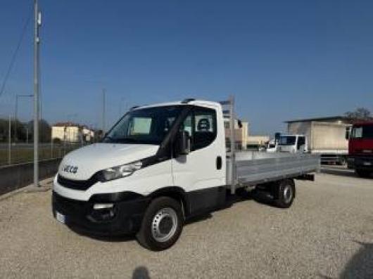 usato IVECO Daily