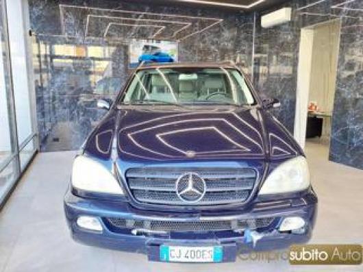 usato MERCEDES ML 270