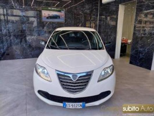 usato LANCIA Ypsilon