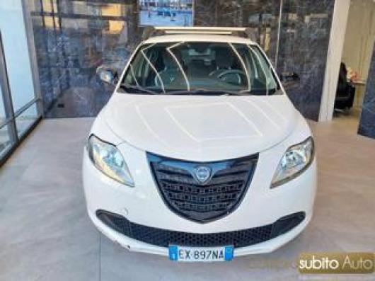 usato LANCIA Ypsilon