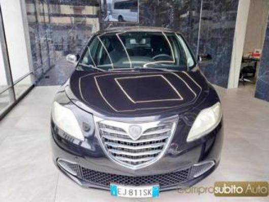 usato LANCIA Ypsilon