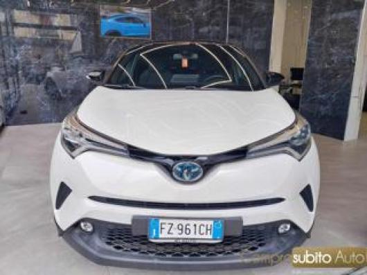 usato TOYOTA C HR