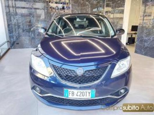 usato LANCIA Ypsilon