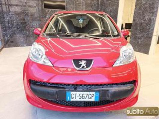 usato PEUGEOT 107