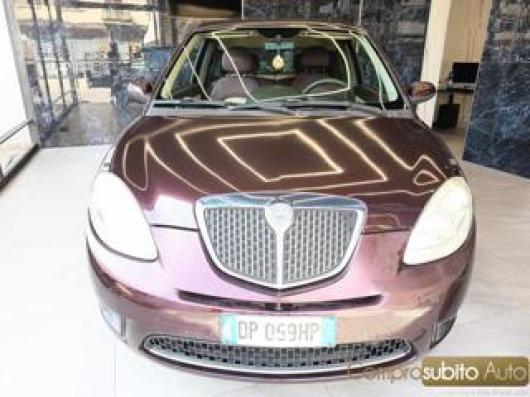 usato LANCIA Ypsilon