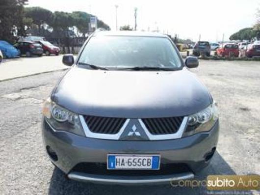 usato MITSUBISHI Outlander