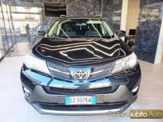 usato TOYOTA RAV 4 MY23