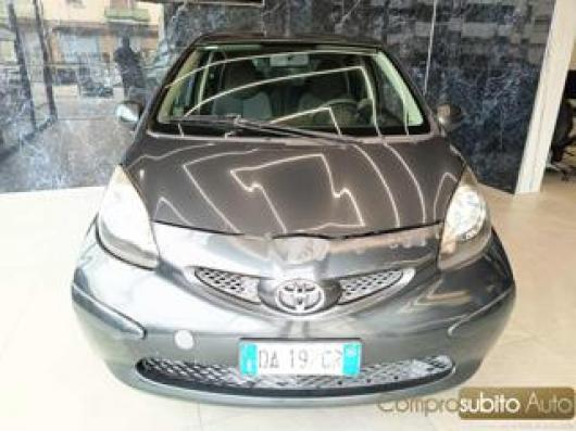 usato TOYOTA Aygo