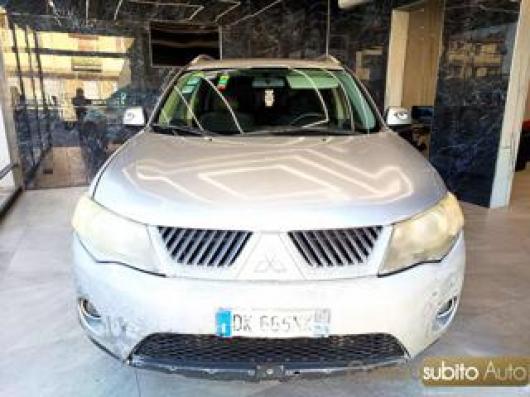 usato MITSUBISHI Outlander