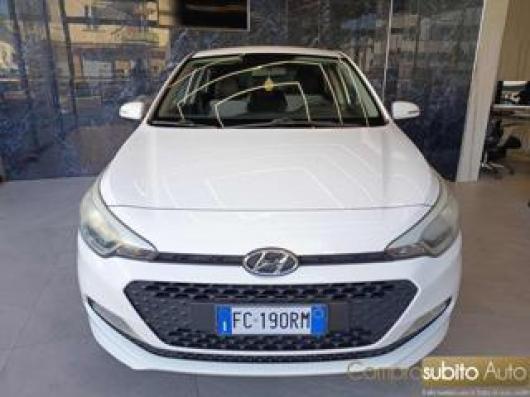 i20