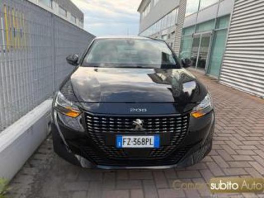 usato PEUGEOT 208
