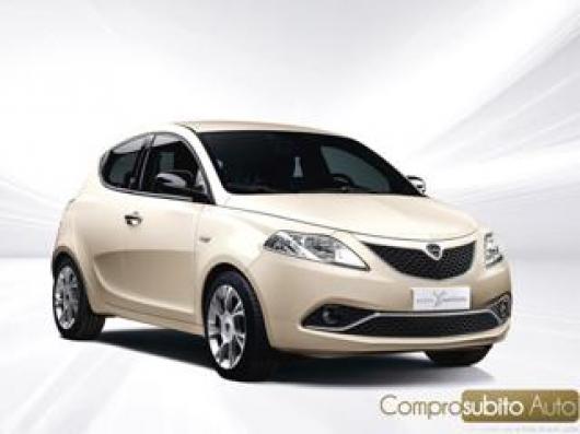 usato LANCIA Ypsilon